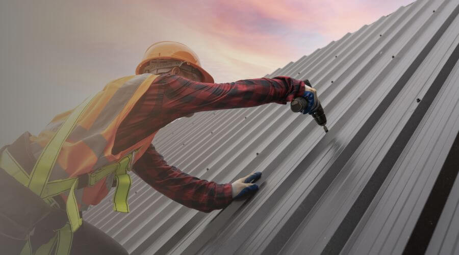 Professional residential roofers in Crestwood, KY